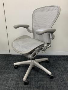 Herman Miller Aeron Titanium Size B with Posturefit