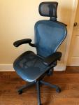Herman Miller Aeron Chair with Headrest - Turquoise Size B