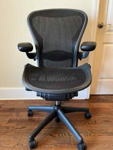 Herman Miller Aeron Chair Size B - Fully Loaded