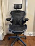 Herman Miller Aeron Chair B with Headrest