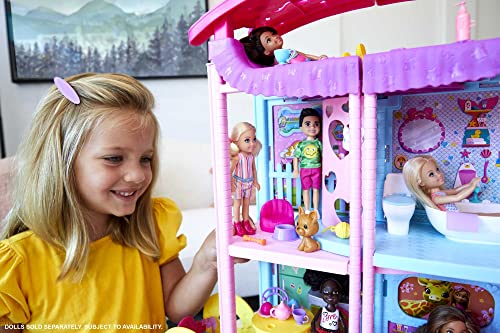 Barbie Dollhouse: Chelsea Playhouse with Transforming Areas