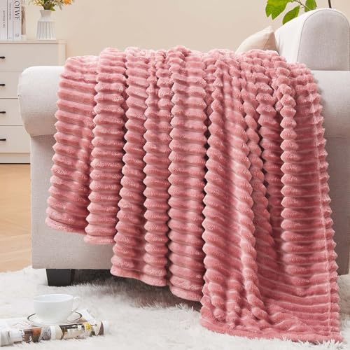 Soft and Warm Ribbed Fleece Throw Blanket - Pink