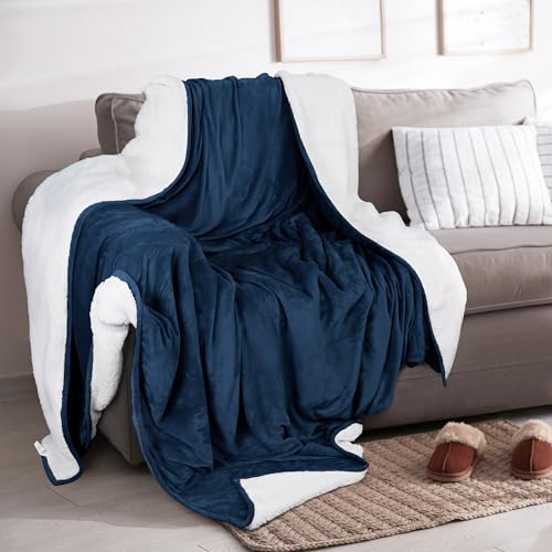 Navy Sherpa Blanket - 480GSM Thick Reversible Fleece