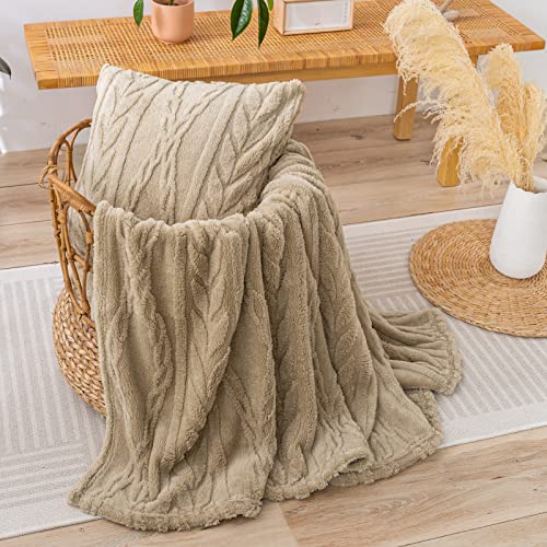 YUSOKI Sherpa Throw Blanket: Stylish, Soft, Cozy, Warm