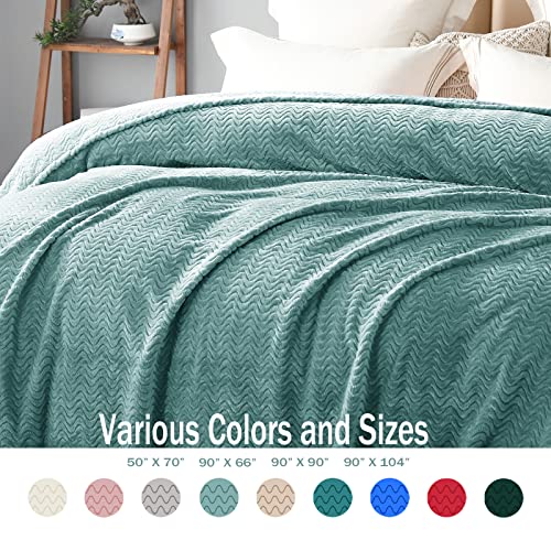 Luxurious Celadon Fleece Throw Blanket for Couch Bed