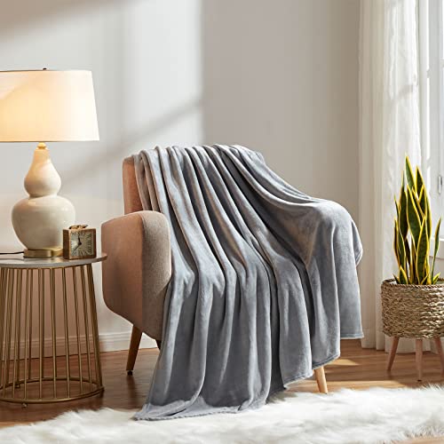 Grey Fleece Throw Blanket: Cozy Indoor & Outdoor
