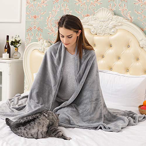 Grey Fleece Throw Blanket: Cozy Indoor & Outdoor