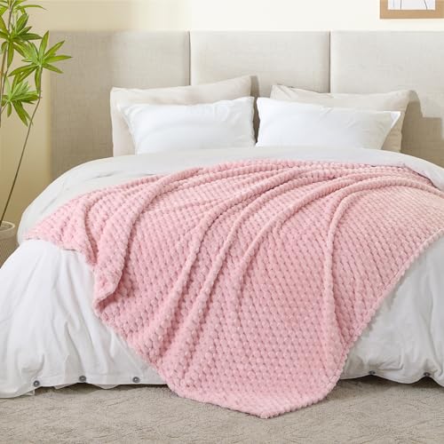 Pink 3D Jacquard Fleece Blanket for Couch & Bed
