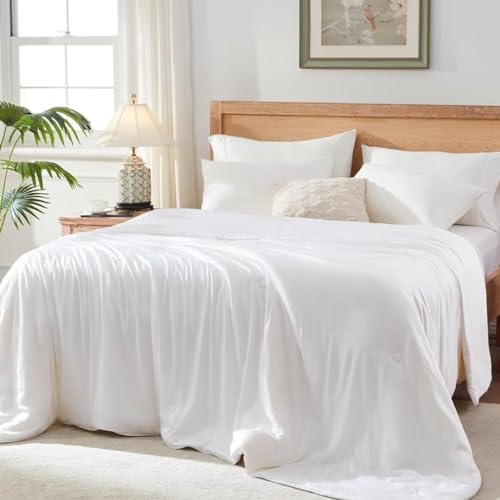Luxurious Lightweight Bamboo Comforter for King Size Bed