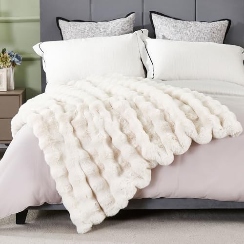 Luxury Faux Rabbit Fur Throw Blanket for Couch