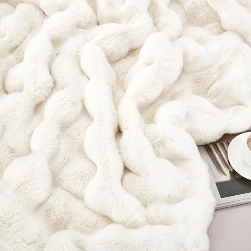 Luxury Faux Rabbit Fur Throw Blanket for Couch