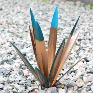 Metal Agave Plants Outdoor Decor, Large Rustic Yard Art