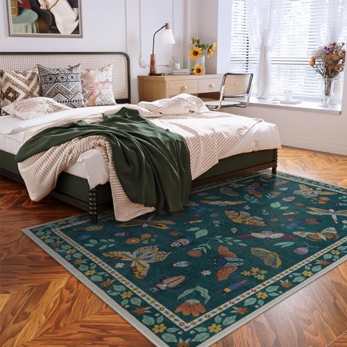 Lahome Insect Print 5x7 Area Rug in Dark Green