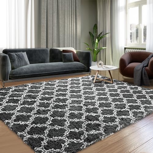 Geometric Dark Grey/White Plush Area Rug 4x6 Feet