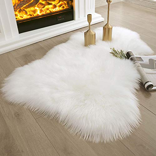 White Faux Fur Sheepskin Rug, Soft 2x3 Ft Machine Washable Rug for Nursery, Bedroom, Living room