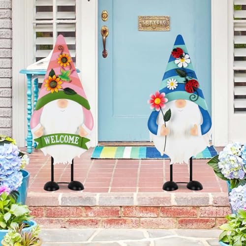Set of 2 Metal Gnomes for Outdoor Décor