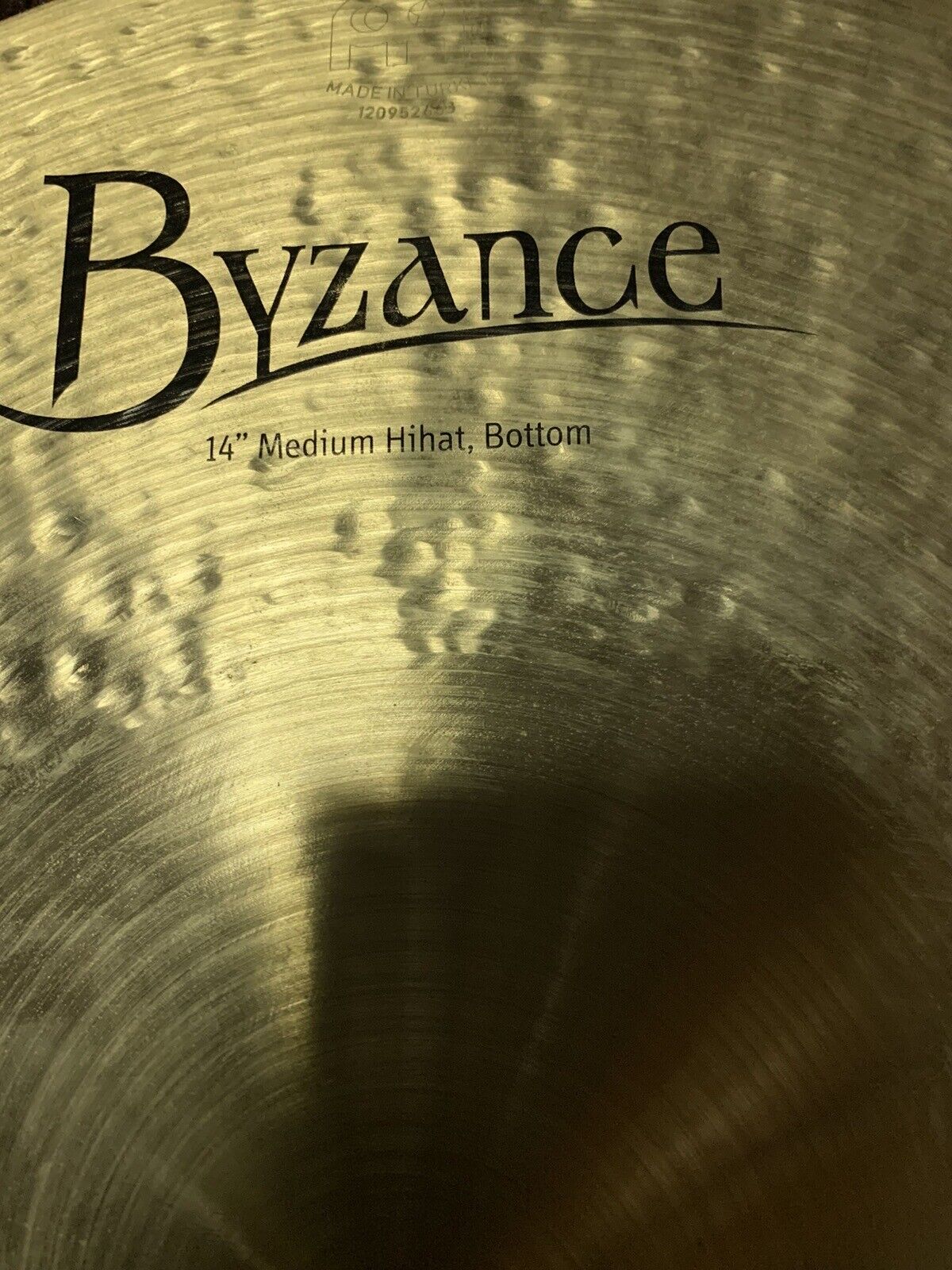 Meinl Byzance 14" Medium Hi Hat Cymbals (Cracked Top)
