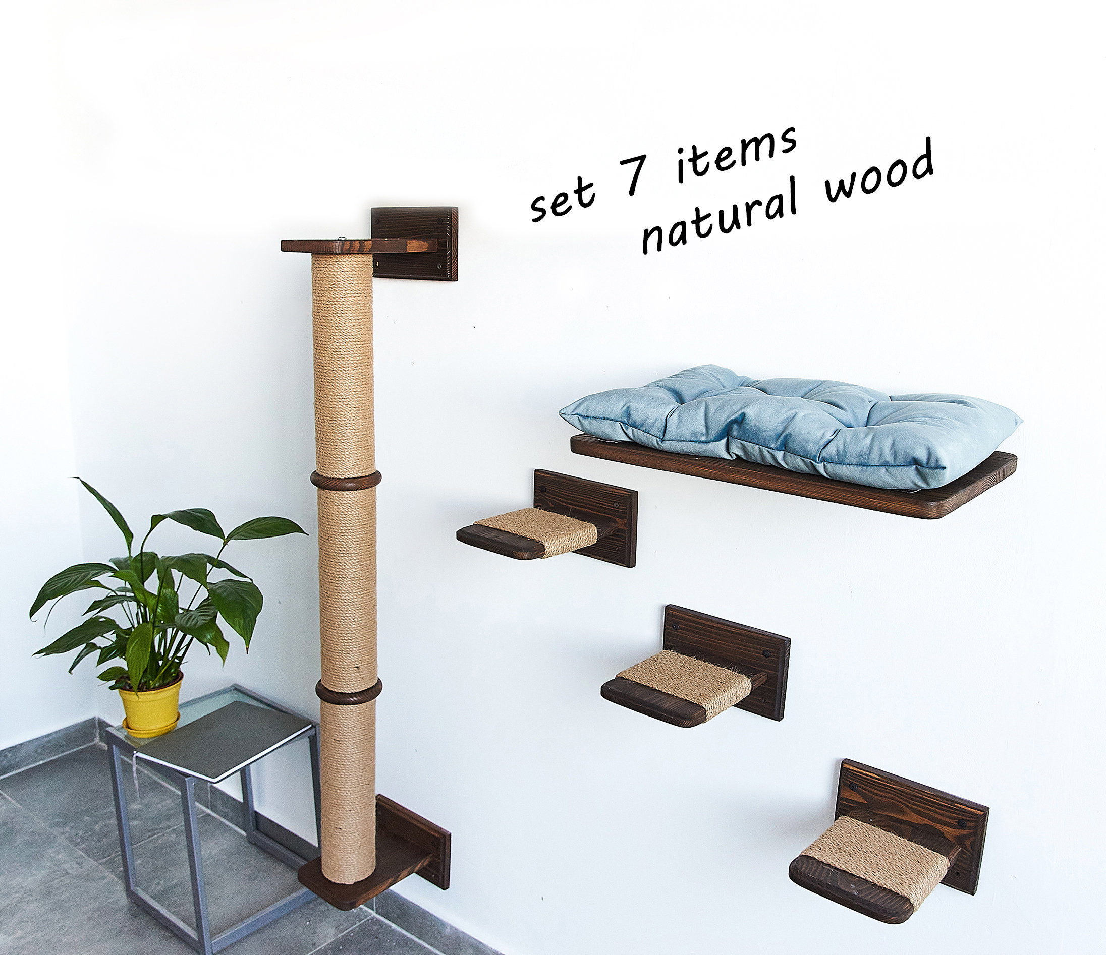 Climbing, shelves, pole & bed for cats