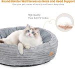 Cozy Heated Cat Bed for Indoor Use