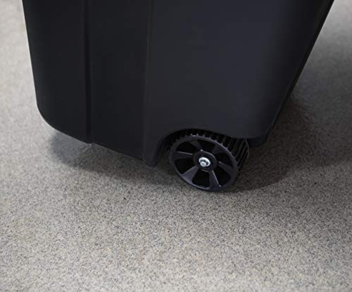 32 Gallon Outdoor Trash Bin with Attached Lid