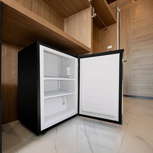 Magic Chef Mini Freezer with Manual Defrost, Silver