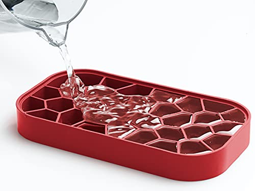 Lekue Red Ice Box - Compact Size 8.9 x 4.9