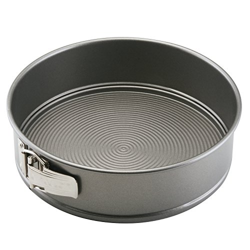 Circulon Nonstick 9-Inch Springform Baking Pan