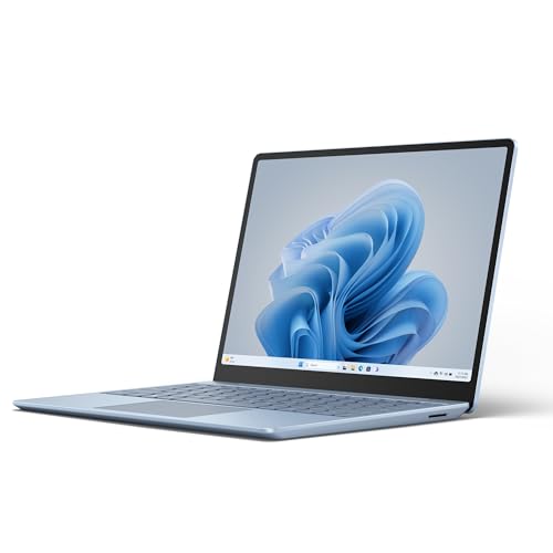 Microsoft Surface Laptop Go 3 (2023) - Ice Blue WiFi Copilot