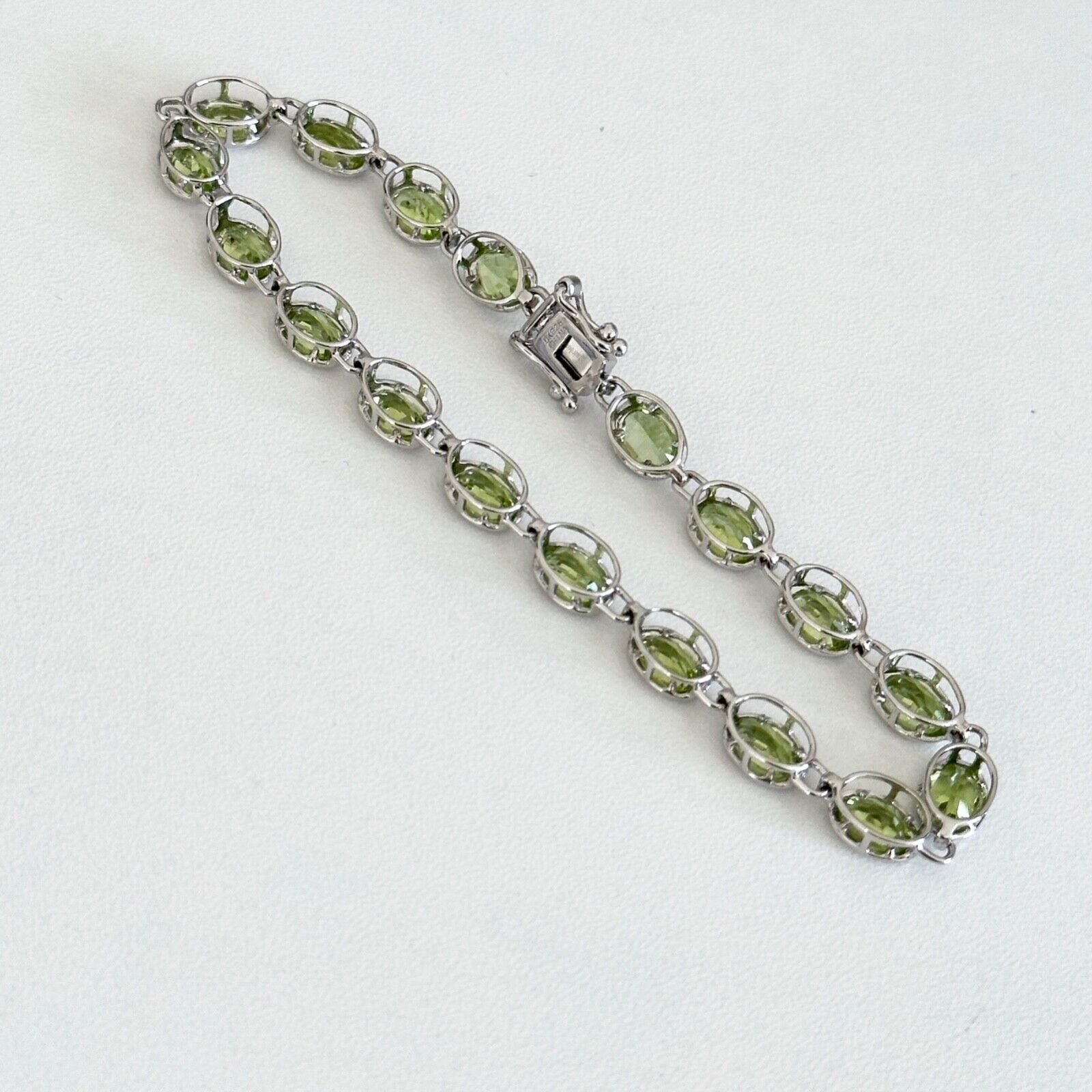 Peridot Oval Tennis Chain Link Bracelet - Sterling Silver