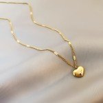 Trendy Gold Love Pendant Necklace for Women