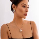 Trendy Minimalist Droplet Necklace and Earrings Set