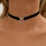 Fesciory Black Necklaces for Women, Adjustable Layered Velvet Leather Lace Collar Necklace, Goth Jewelry Gifts. (Heart)
