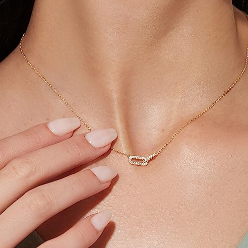 Freekiss Gold Pendant Necklace for Women: Dainty Diamond Necklaces Simple 14K Gold Plated Paperclip Pendant Choker Necklaces Cute CZ Open Oval Necklaces Trendy Gold Jewelry for Women