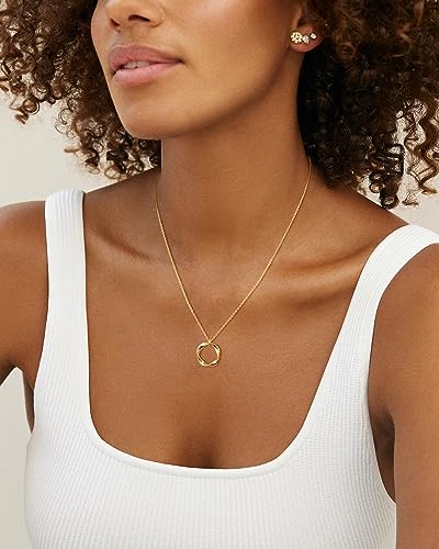 Picuzzy Layered Gold Choker Necklaces for Women, Stackable Stacked Stacking Layering Dainty 14K Gold Plated Necklace Beach Circle Paperclip Cute Pendant Chain Necklaces Trendy Jewelry Set for Women