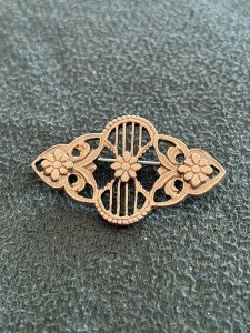 Vintage Victorian Floral Symbol Elegant Brooch