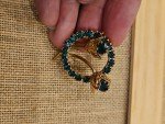 Vintage Roses Floral Gold Tone Green Rhinestones Wreath Round Brooch Pin