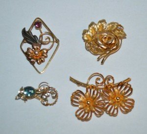 Four Vintage Gold Filled Floral Brooches_Star-Art, Bal-Ron, and More