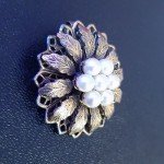 Vintage Pearl & Gold Tone Leaves Floral Brooch Unsigned Mid-Century