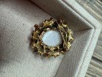 Vintage Gold Tone Rose Brooch Pin Costume Jewelry 1" Cameo Oval Floral Design