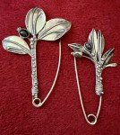 PAIR ART DECO STERLING FLORAL BROOCHES FLORAL W/BLACK STONE SCATTER PIN STYLE