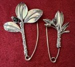 PAIR ART DECO STERLING FLORAL BROOCHES FLORAL W/BLACK STONE SCATTER PIN STYLE