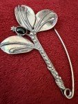 PAIR ART DECO STERLING FLORAL BROOCHES FLORAL W/BLACK STONE SCATTER PIN STYLE
