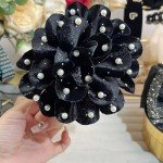 Large Flower Brooch for Women Dainty Satin Fabric Large Rose Flower Brooches Pearl Floral Brooches Lapel Pins for Bride Wedding Party Dance Accessories for Clothing