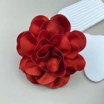 Dainty Satin Fabric Rose Flower Brooches Lapel Pins Delicate Elegant Silk Camellia Flower Oversized Brooch Pin for Women (Red)