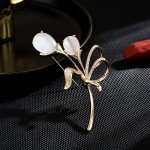 UNVAK Gold Flower Brooch Pins for Women Rhinestone Flower Brooch Floral Lapel Pin Jewelry Gift for Mom Girlfriends