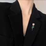 Seakuur Floral Elegant Red Rose Shape Brooch Pin for Women Mothers Day Accessory (Gold)