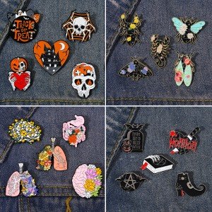 Goth Halloween Enamel Pin Set Ghost Black Cat Moth Witch Punk Brooches Horror Snake Badges for Men Dark Lapel Skeleton Jewelry