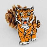 Ficsowy Enamel Pins for Backpacks, Tiger Animal Enamel Pins for Lapel Pins Badges Brooches Souvenirs Gifts, Cute and Fashionable (Tiger-1pack)