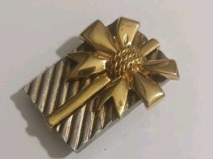 Vintage Premier Designs Christmas Package Pin/Pendent  