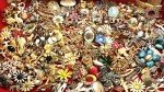 Vintage Costume Jewelry Lots Brooches Signed Unsigned *All Wear*